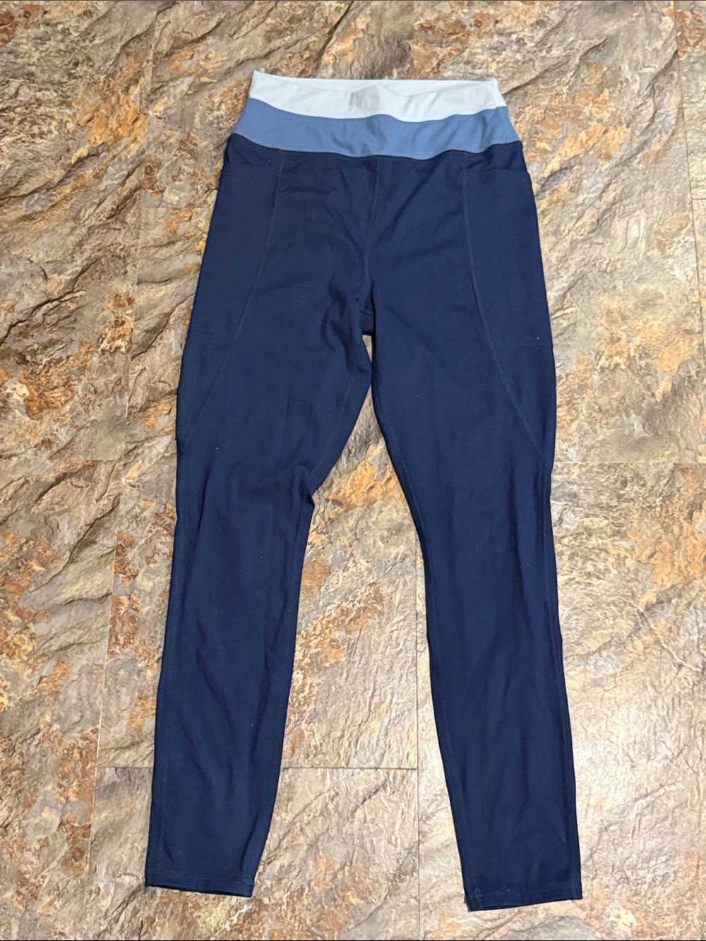 Z Supply womens size medium Navy High-Waist Leggings with Blue Waistband